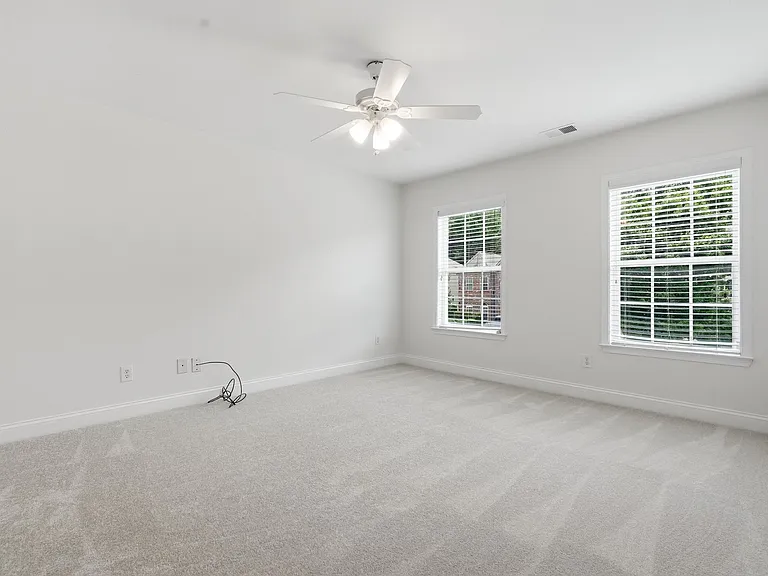 3320 Pebble Ridge Ln — Photo 26
