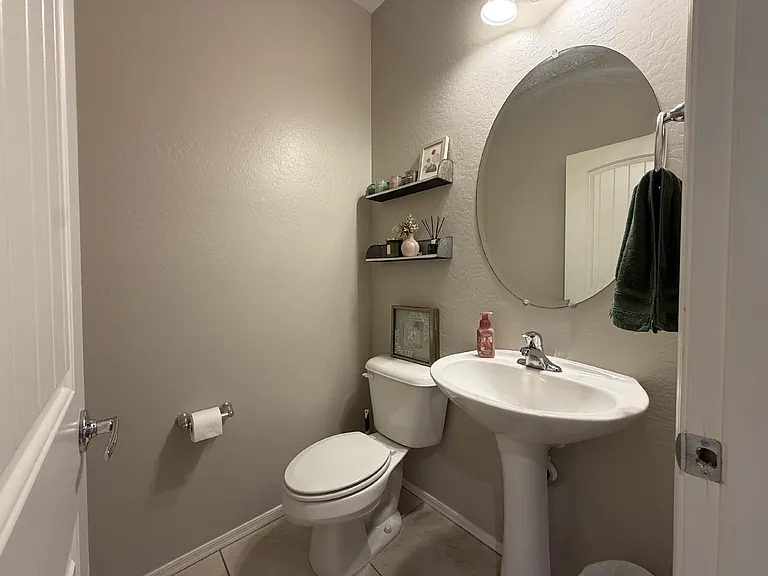 17717 W Mandalay Ln — Photo 8