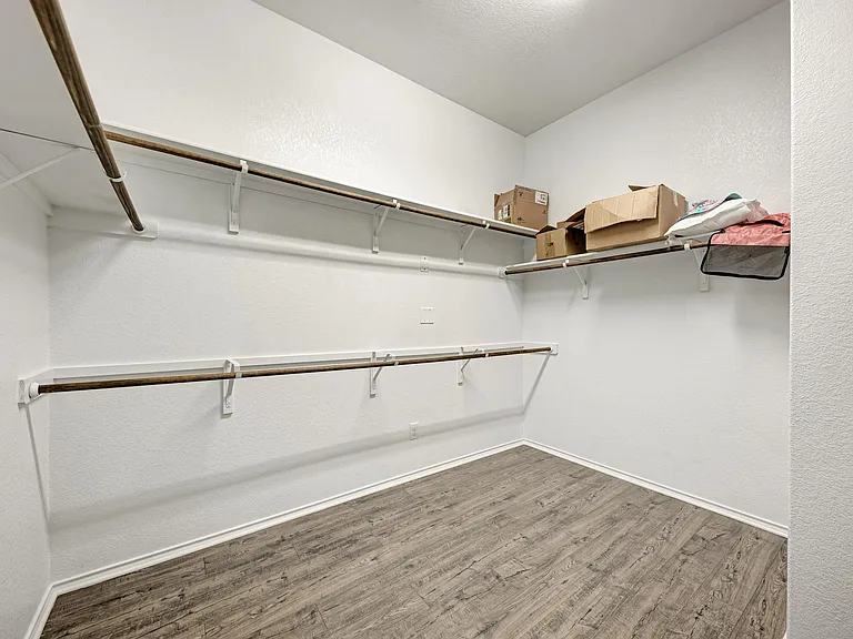 136 Finley St — Photo 24