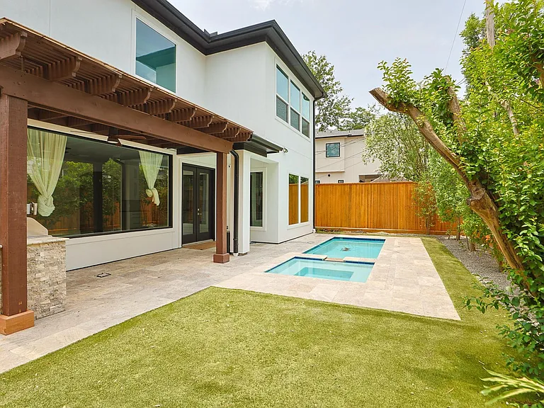 2518 Southgate Blvd — Photo 42