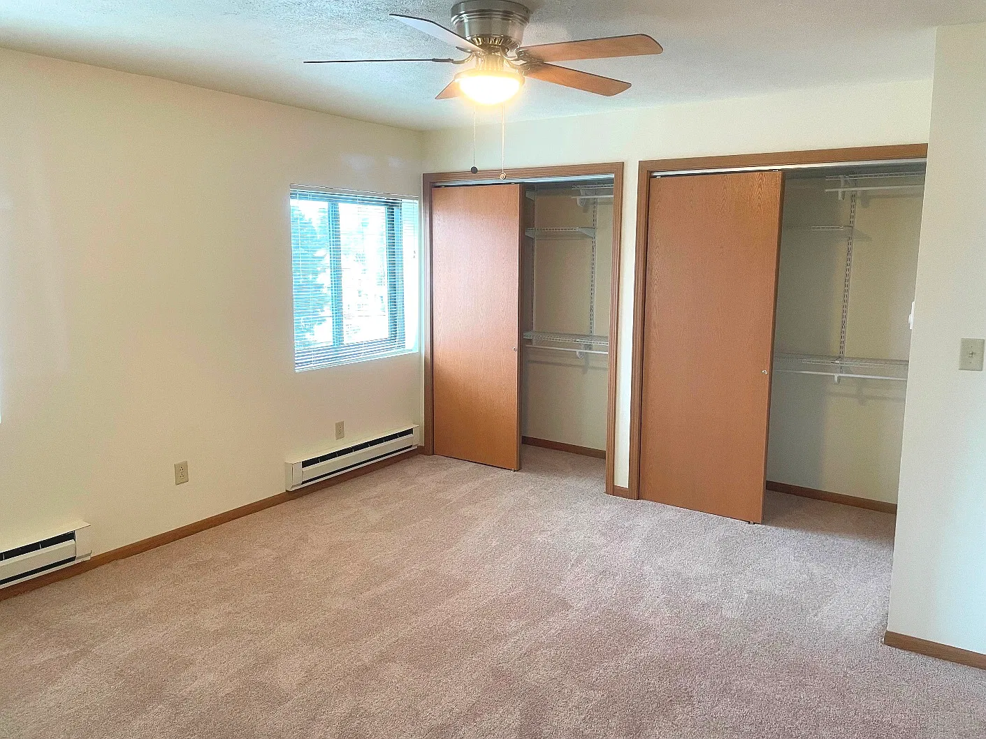 2 bed, 670 sqft, $875 — Photo 4