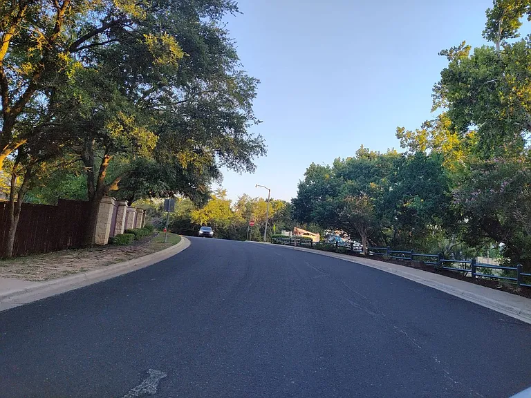 200 Sutterville Cv — Photo 30