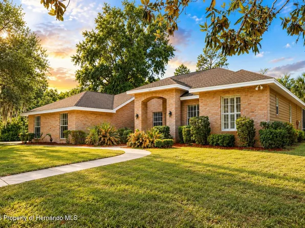 6153 New Osprey Point, Weeki Wachee, FL 34607
