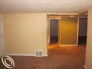 5th image of 735 Gouchnour St