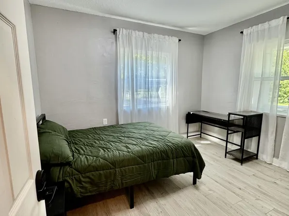 (undisclosed Address), Jacksonville, FL 32205