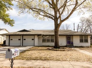 1006 Sunset Dr, Ennis, TX 75119