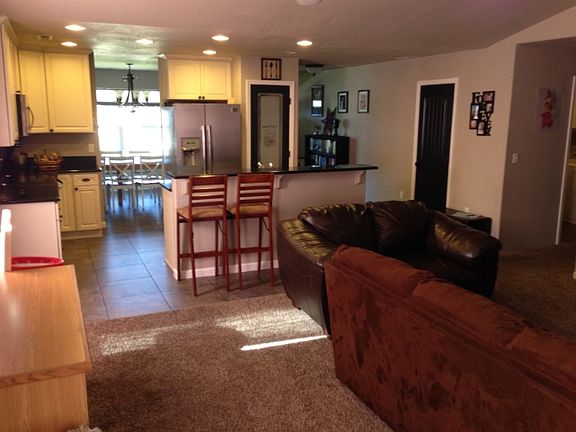 3rd image of 639 John Wayne Dr