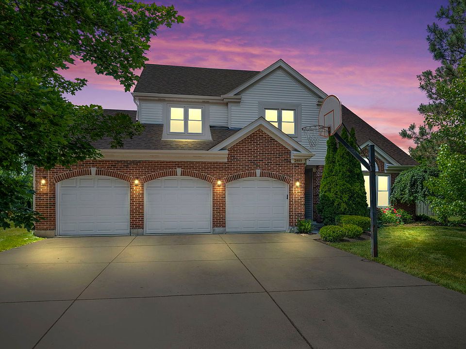 1st image of 2955 Whispering Oaks Dr
