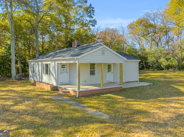 76 Campbell Dr, Hartwell, GA 30643