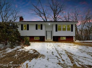 287 Lookout Dr, Scranton, PA 18504