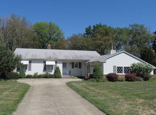 5375 Hauserman Rd, Parma, OH 44130