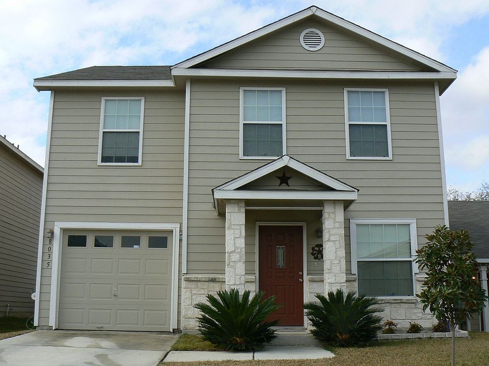 Lovely Front of House