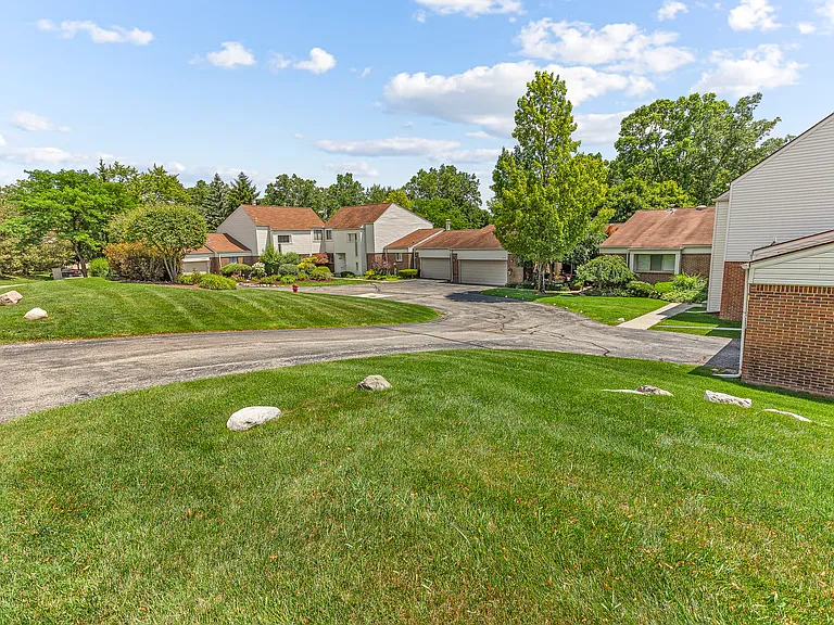 5317 Fairway Ln — Photo 50