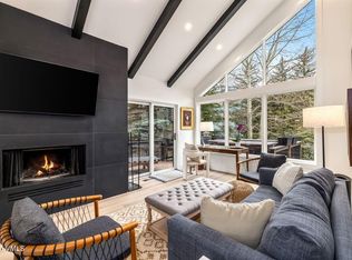1546 Matterhorn Cir APT 4, Vail, CO 81657