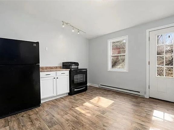 2nd image of 279 W Main St