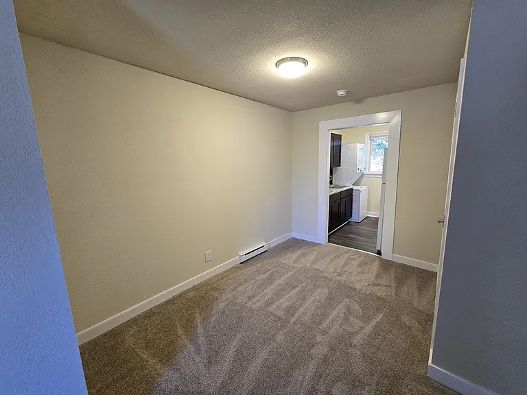 1517 Halifax St #15 — Photo 7