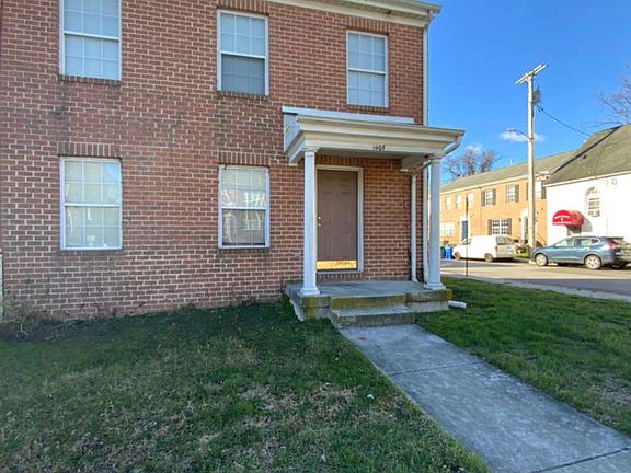 2nd image of 1407 Riggs Ave