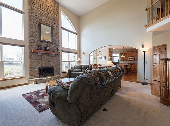 4th image of 13408 Skyline Dr