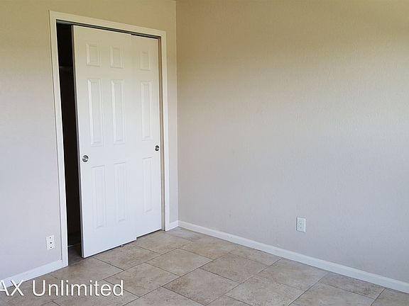 5th image of 411 Susanwood Dr