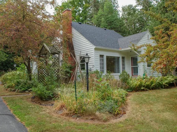 12072 State Highway 42, Ellison Bay, WI 54210