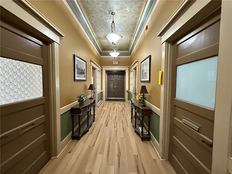39 N 7th St #400/401 — Photo 2