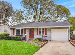 1717 Prairie Road, Madison, WI 53711