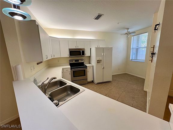 5th image of 12030 Summergate Cir APT 103