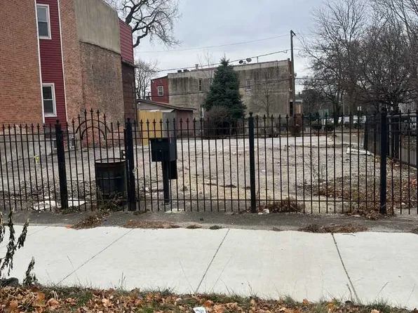 2923 W Jackson Blvd, Chicago, IL 60612