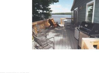 2 Lakeside Dr, Raymond, ME 04071