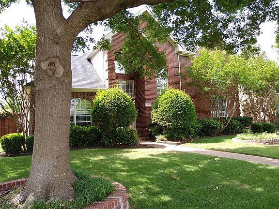 2nd image of 2686 Poinsettia Dr