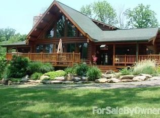 51 Valley View Rd, Eighty Four, PA 15330