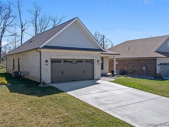 3rd image of 4639 Red Tail Ridge