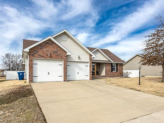 2nd image of 4713 Danielle Ct