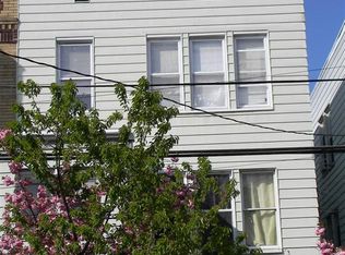 1402 7th St, North Bergen, NJ 07047