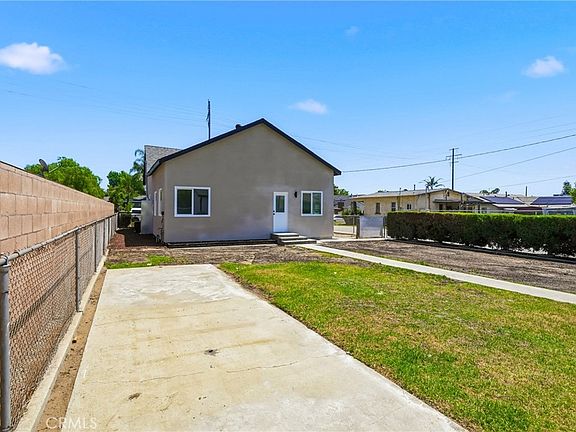 4th image of 12940 4th St
