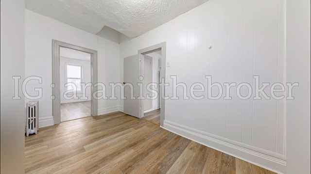 1st image of 138 Sackman St #3