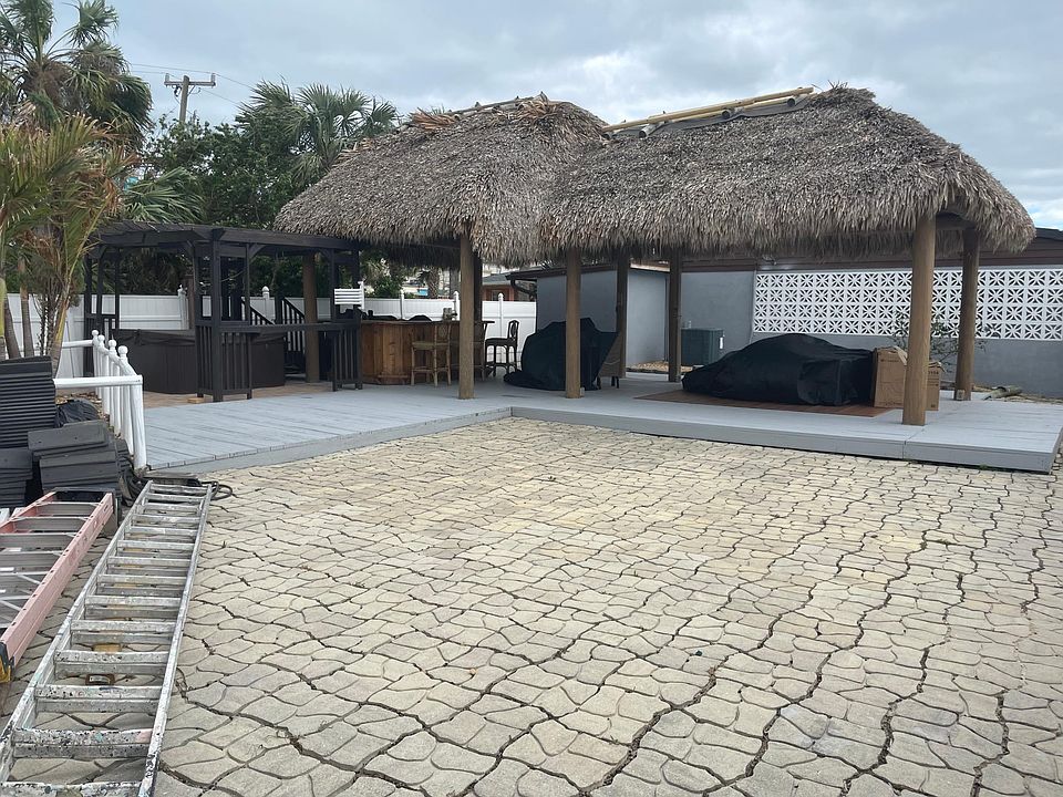 1st image of 1609 Ocean Dunes Ter