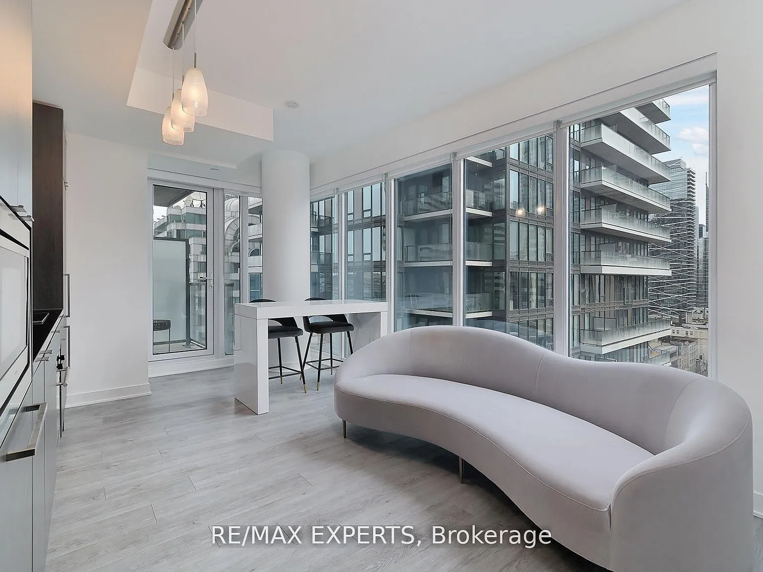 1 bed, $2,700 — Photo 3