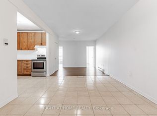 223 Jameson Ave #303, Toronto, ON M6K 2Y3