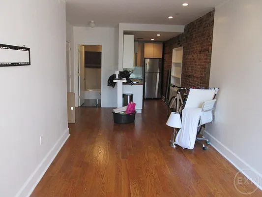 Rented by EXR | media 23