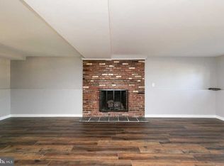 22 Lehigh Dr, Delran, NJ 08075