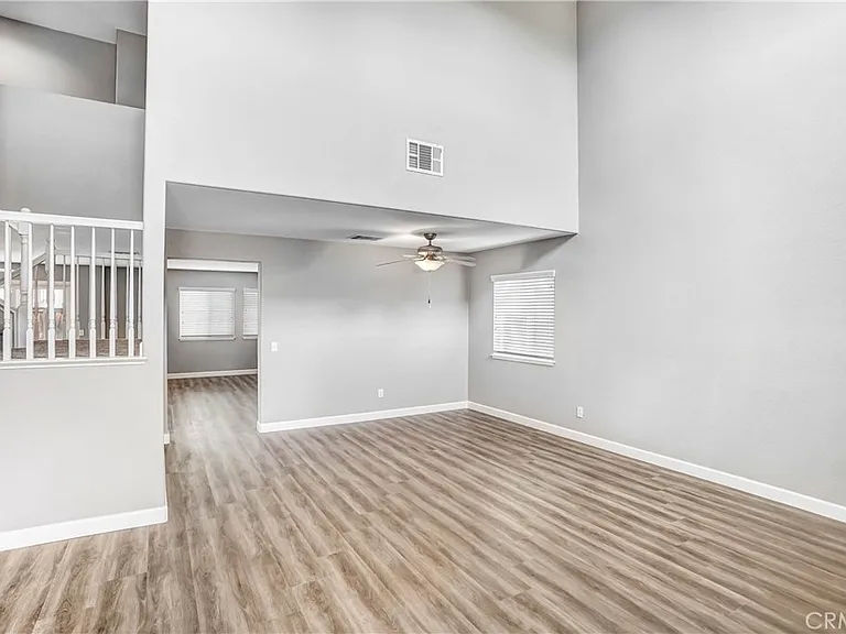 31804 Empresa Cir — Photo 2