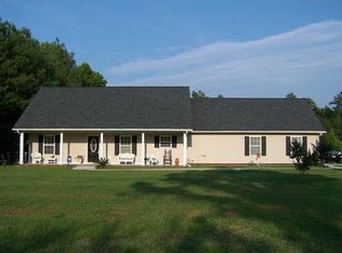 532 John Gatlin Rd, Bonneau, SC 29431