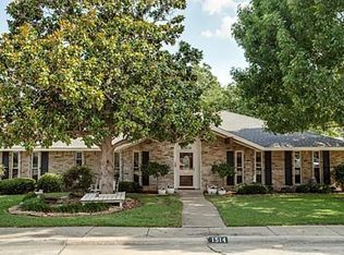 1514 McCoy Pl, Carrollton, TX 75006