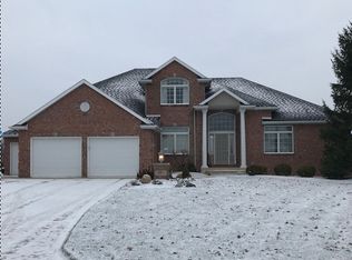 11901 Fairway Winds Ct, Fort Wayne, IN 46814