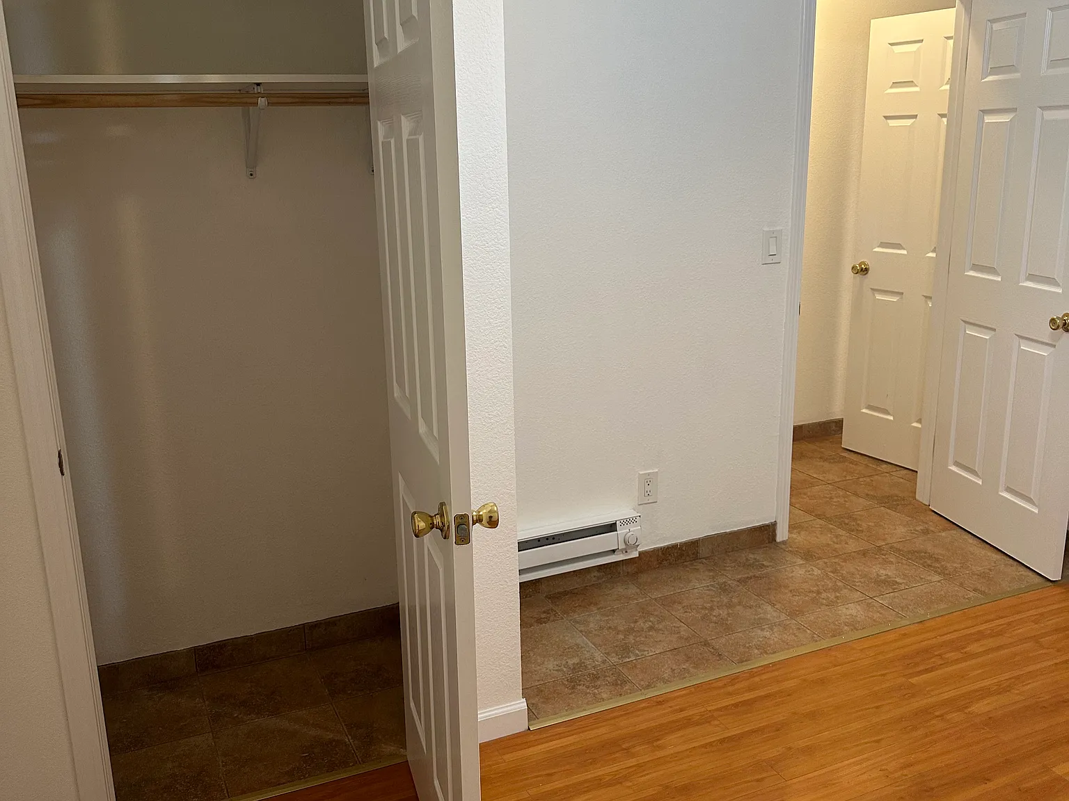 2 bed, 875 sqft, $2,575 — Photo 4