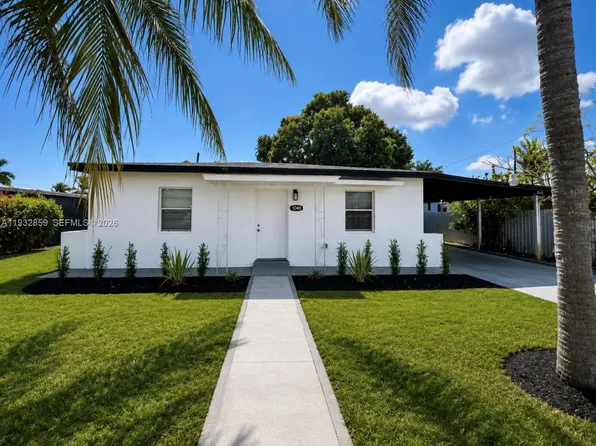 1040 Curtiss Dr, Opa Locka, FL 33054