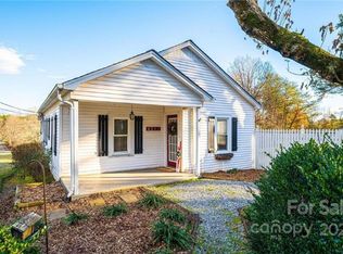 4243 Mountain View Cir, Lenoir, NC 28645