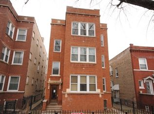 4912 N Troy St APT 2, Chicago, IL 60625