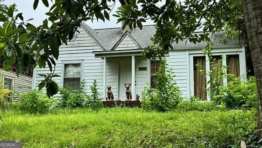 1st image of 1175 Francis St NE